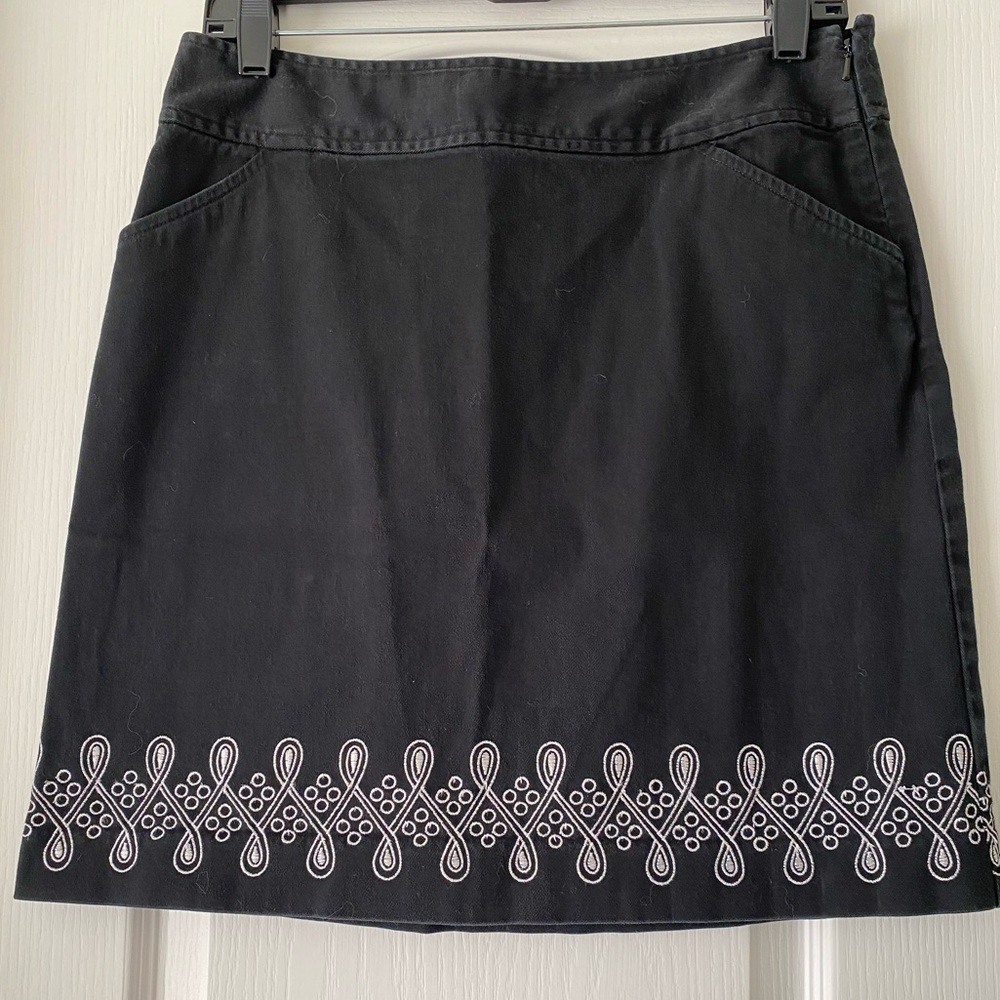 Geoffrey Beene Sport Stretch Black Skirt Size 6